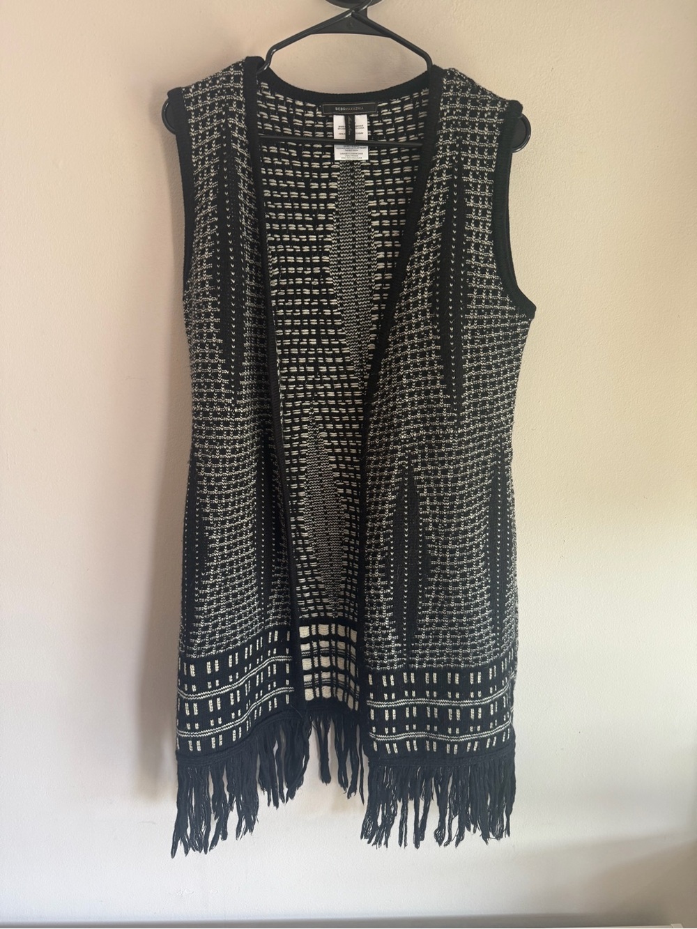 BCBGMaxAzria Black and White Fringe Knit Sleeveless Vest